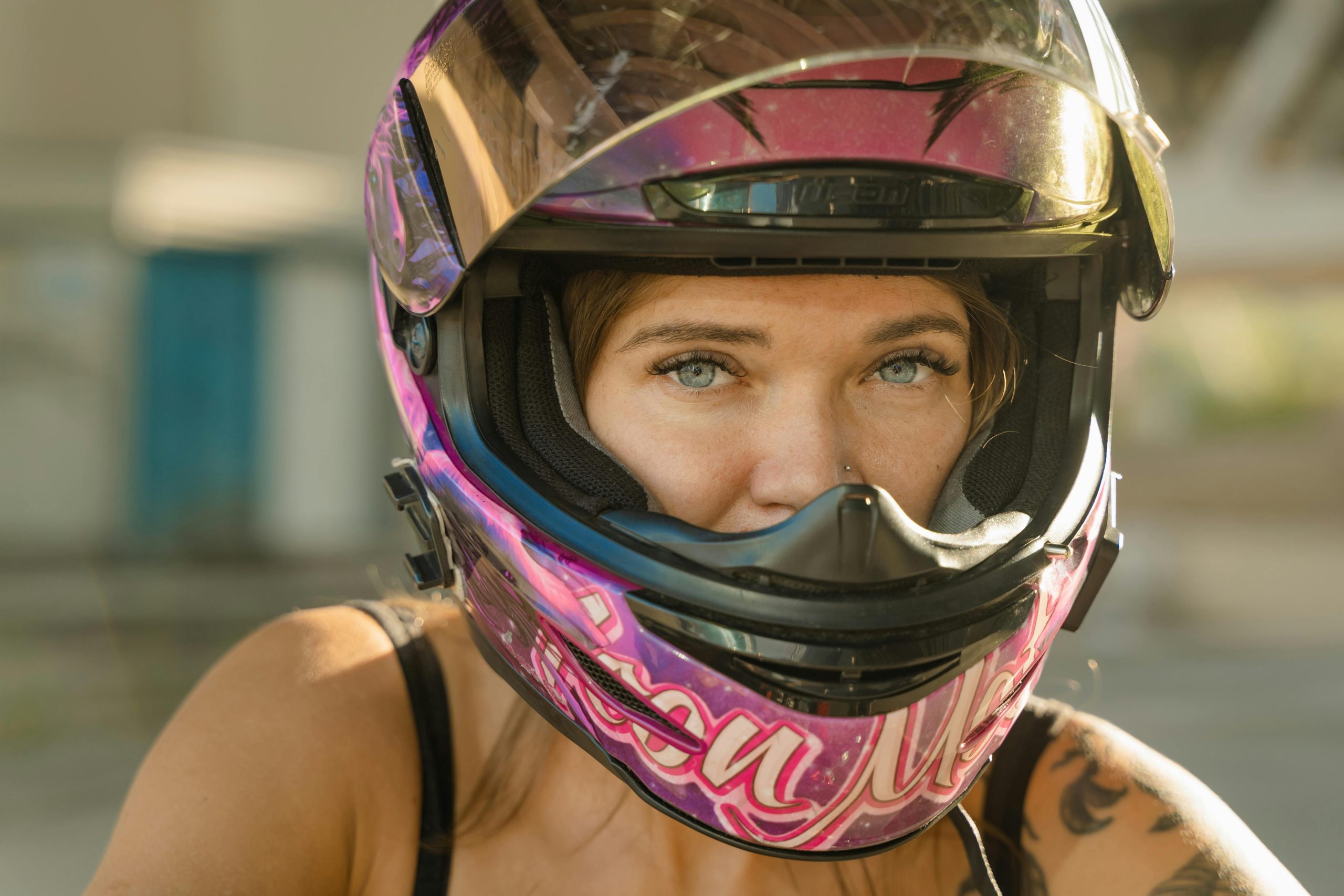 Top 10 Lightest Motorcycle Helmets of 2025
